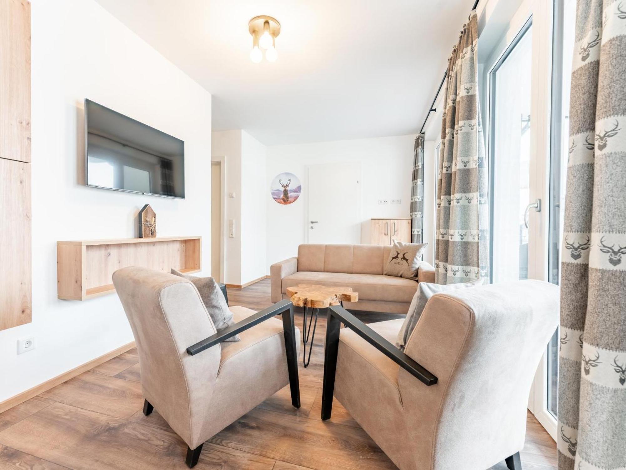 Falken Suites Top 5 Kaprun Exterior foto