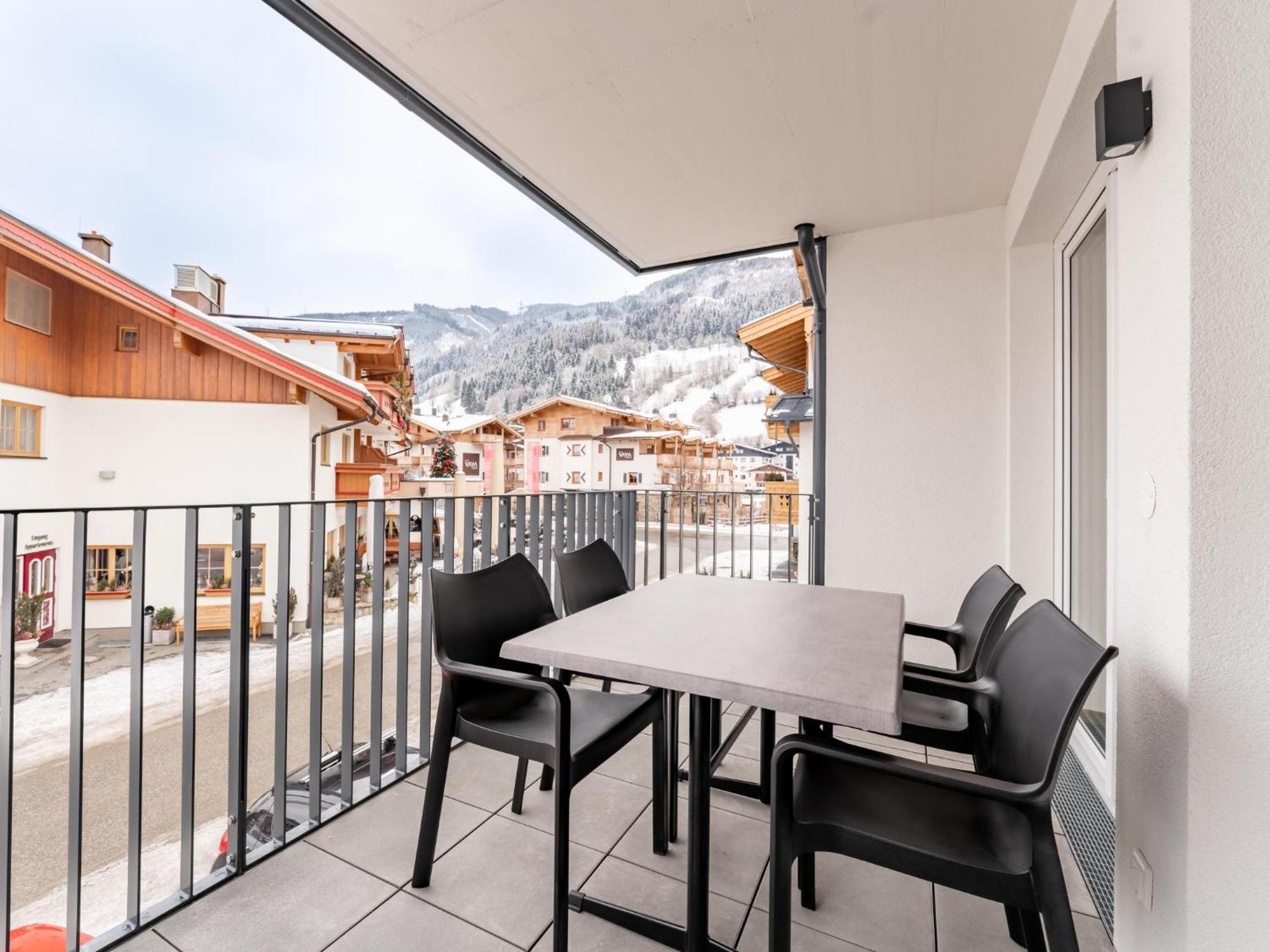 Falken Suites Top 5 Kaprun Exterior foto